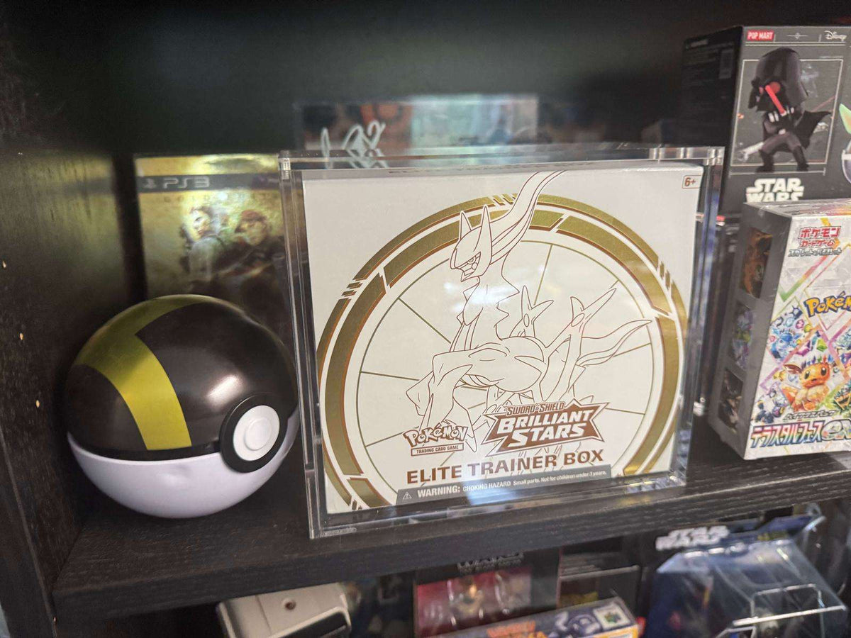 1x EVORETRO Acrylic Case for Pokemon ETB with Magnetic Lid - PTC Collectibles